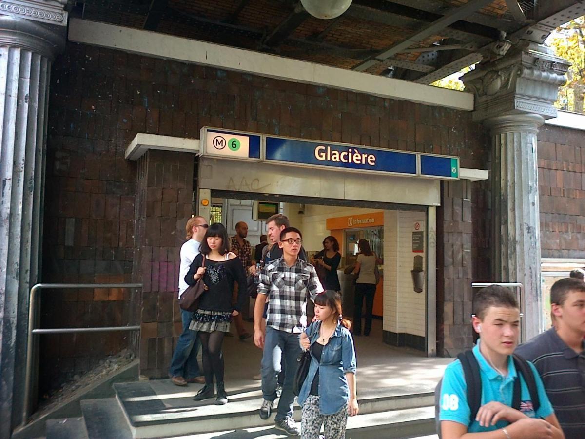 Appartement tout confort au pied du Métro Glacière Parigi Esterno foto